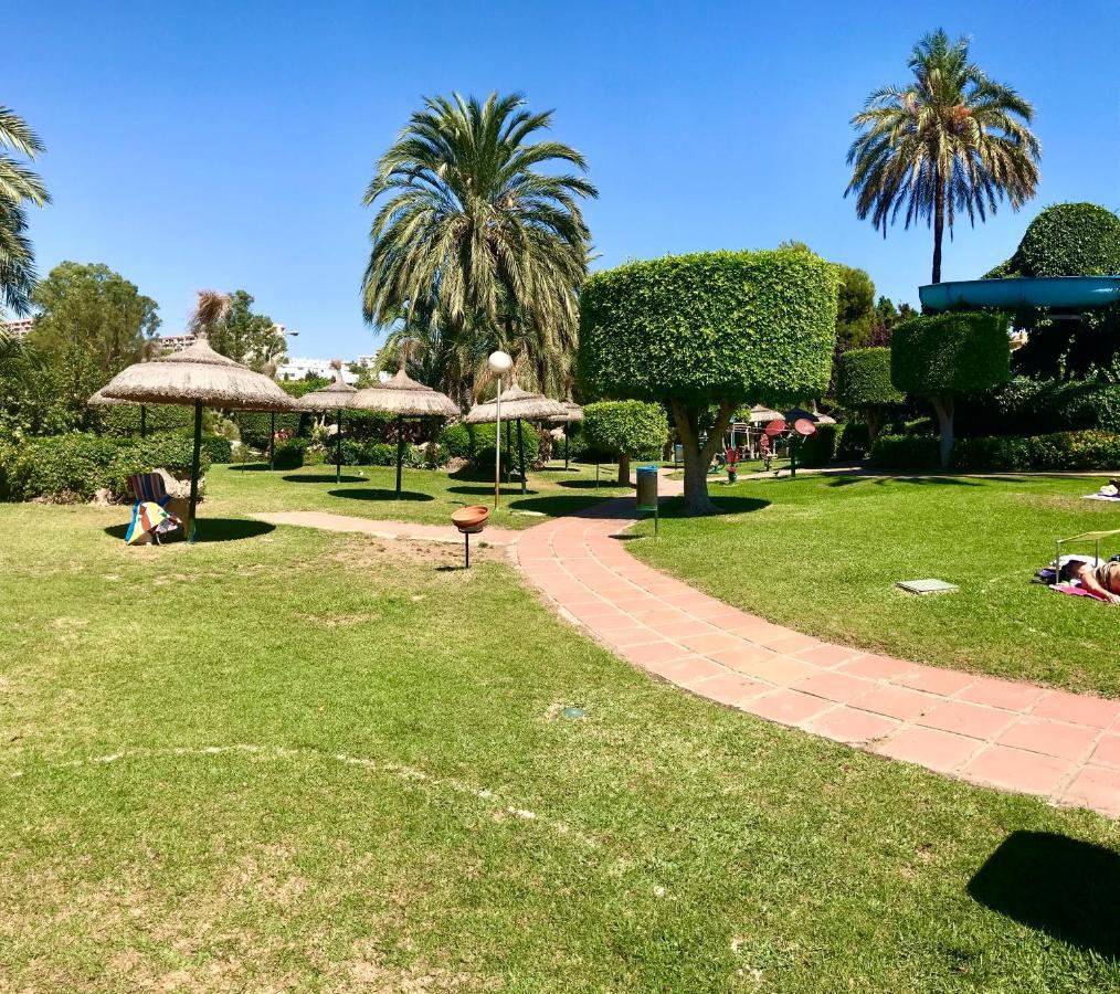 Benal Beach Suite, Parque Acuatico Y Vistas Al Mar بينالماذينا المظهر الخارجي الصورة